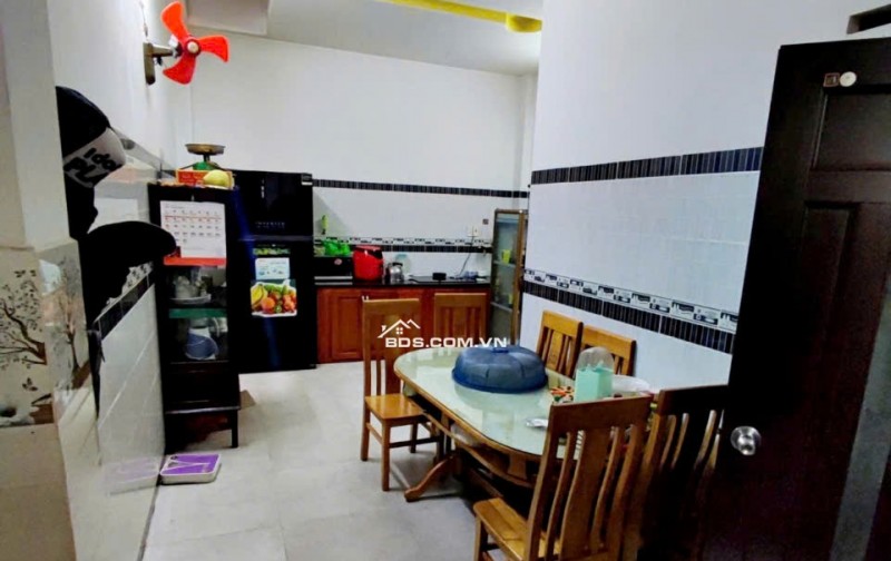 Bán Nhà Thạnh Mỹ Ngay Chợ Tân Bình, 64m2 3 tầng 4 PN. Chỉ 6.1 tỷ.